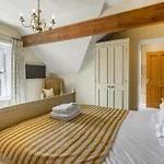 Mount Pleasant * Threlkeld